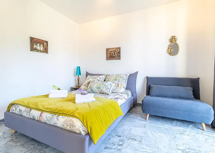 San Felice - 2 Pieces Avec Balcon Et Parking דירה *